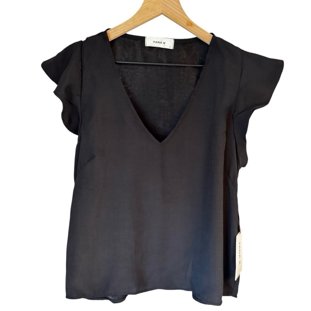 NWT Yana K Flutter Sleeved V-Neck Black Zuma Top Sz L - Capsule Wardrobe Classic